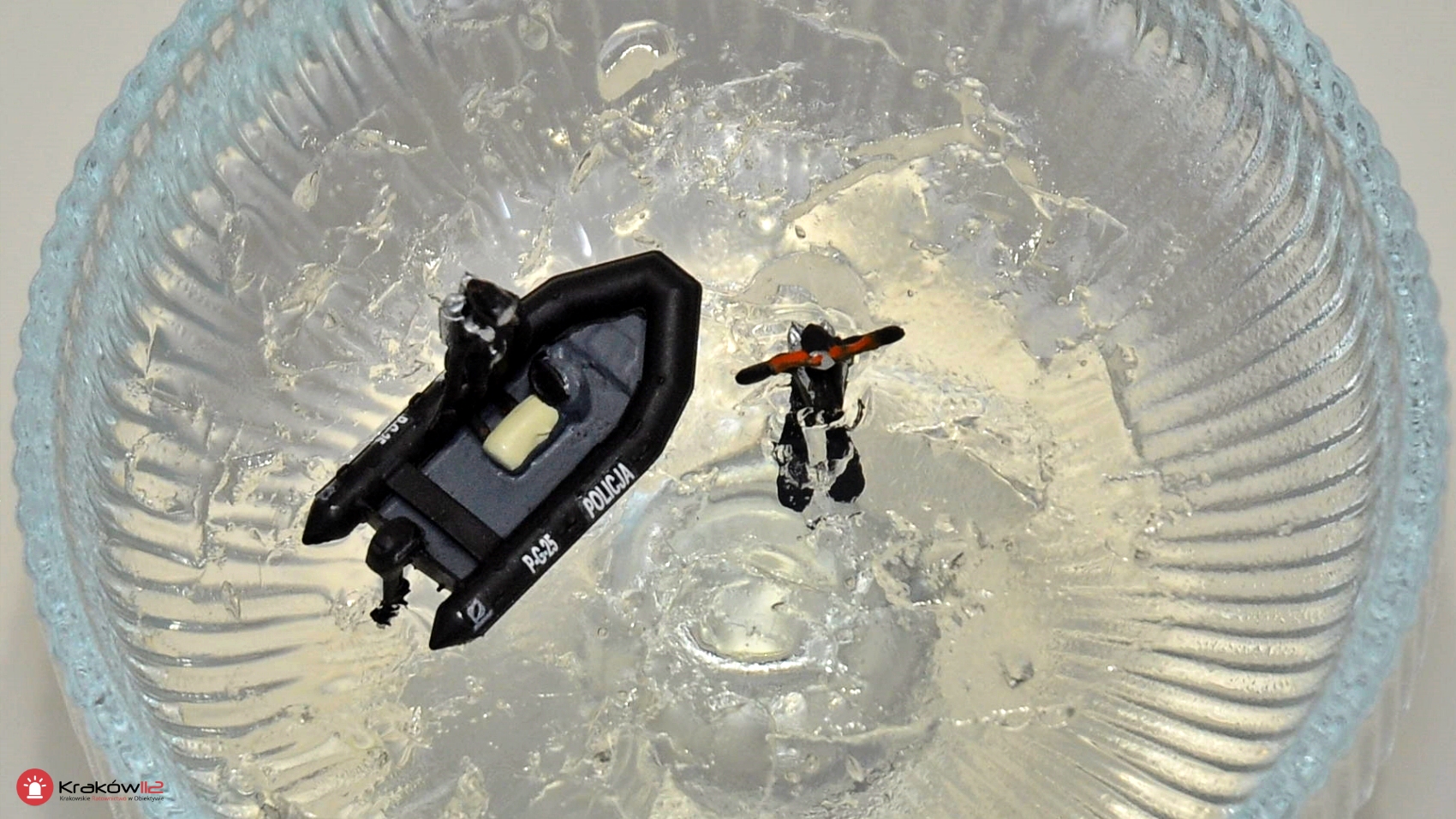 SCENKI FIGURKI 1 straz obraczka