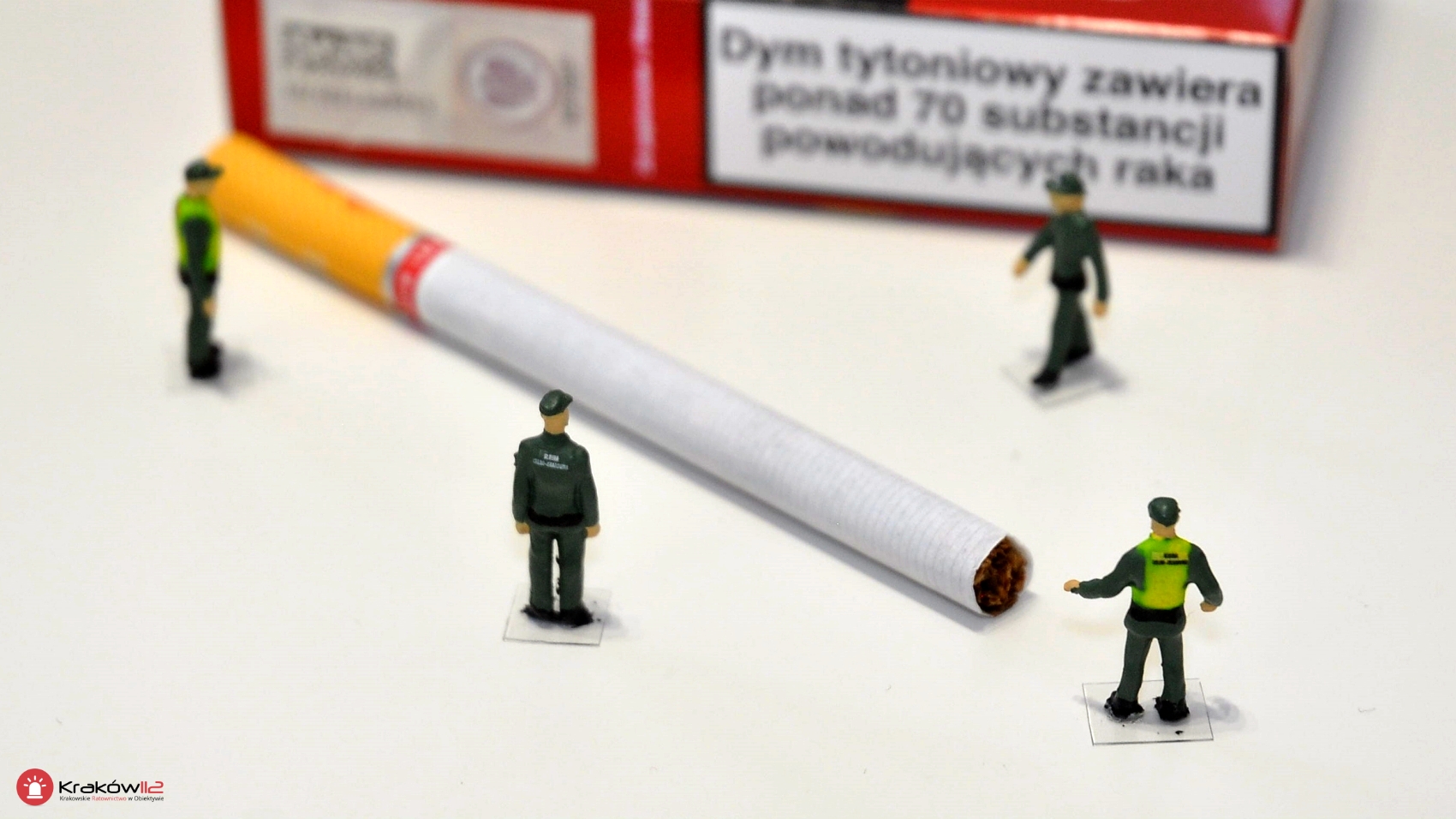 SCENKI FIGURKI 1 straz obraczka