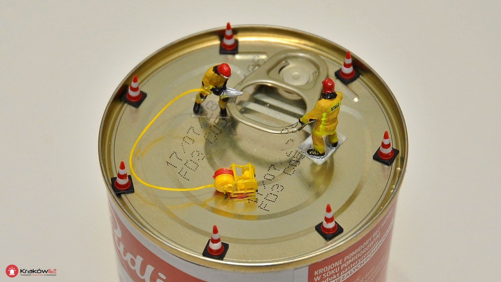 SCENKI FIGURKI 1 straz obraczka