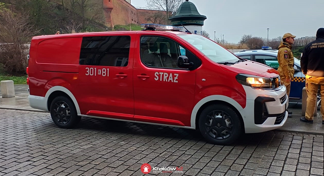 301k81 opel vivaro 1